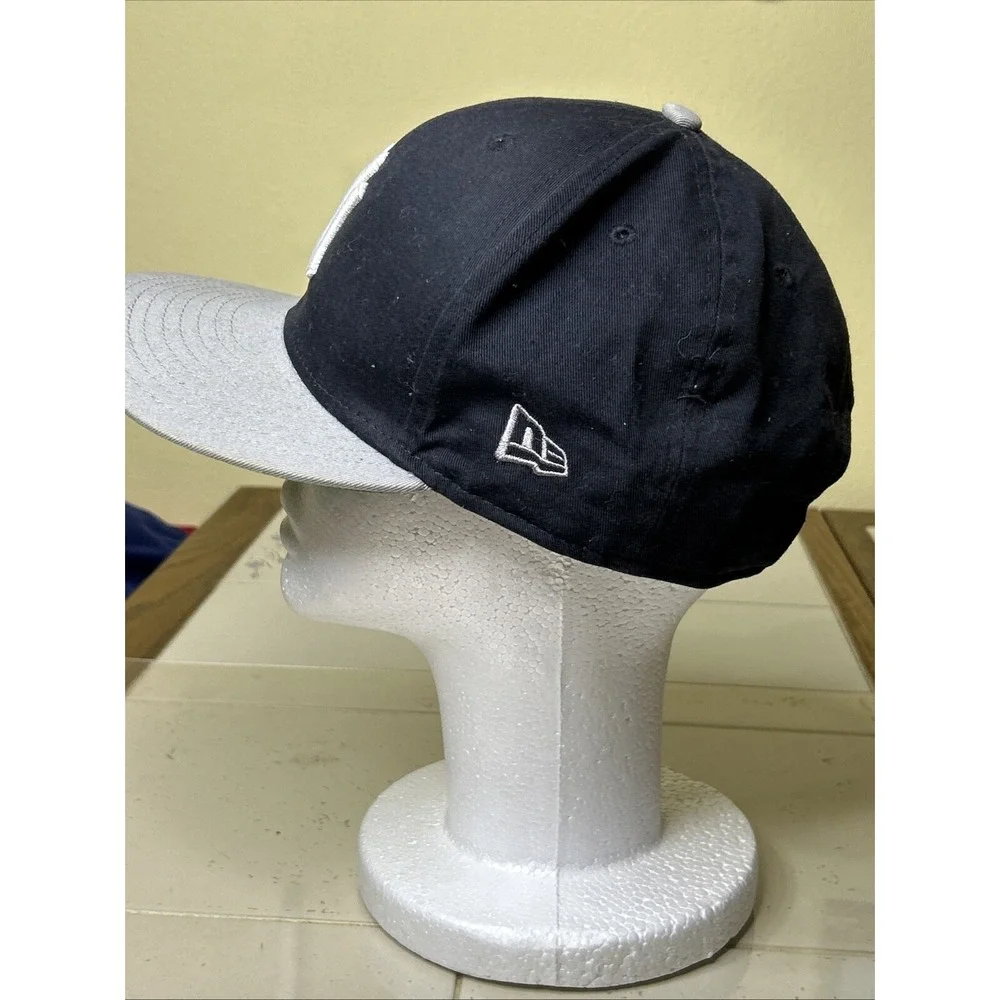 New York Yankees Hat Cap OSFM Adult Blue New Era‎ Official MLB Men